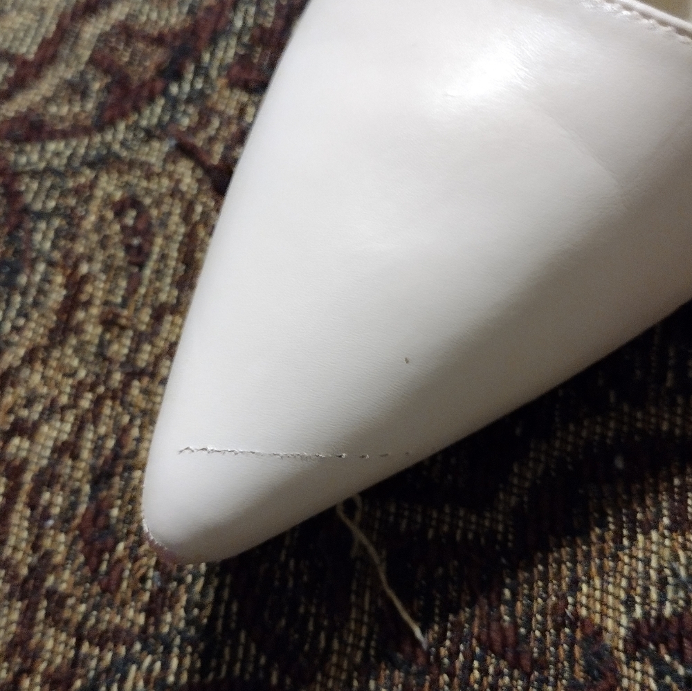 Heels - Picture 5 of 9